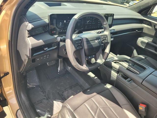 Used 2027 Brown Kia X-Pro SX-Prestige image 12