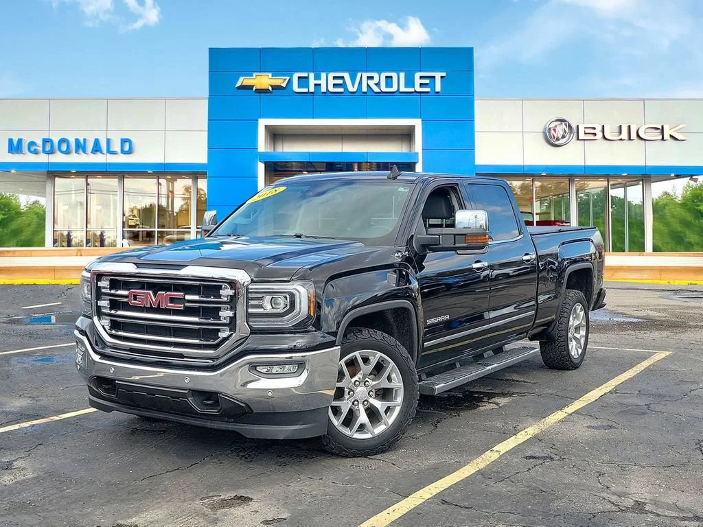 2018 GMC Sierra 4WD Crew Cab Standard Box SLT's photo