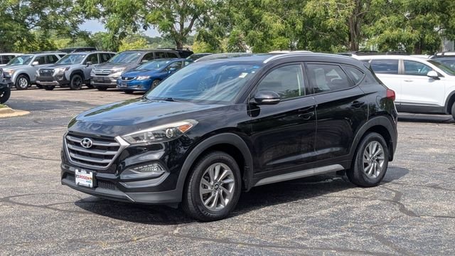 Used 2018 Black Hyundai SEL Plus image 3