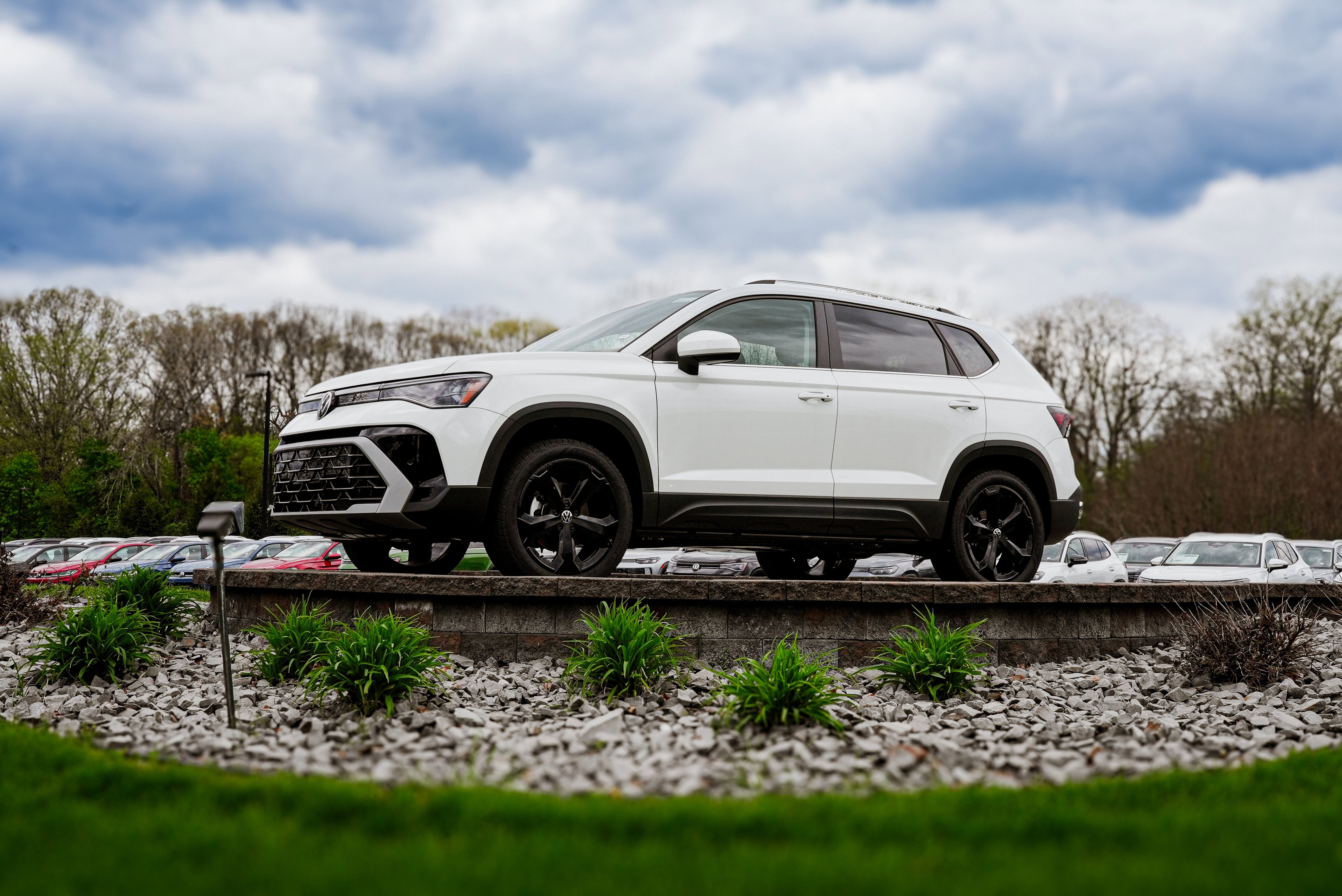 New 2026 Pure White Volkswagen SEL image 3