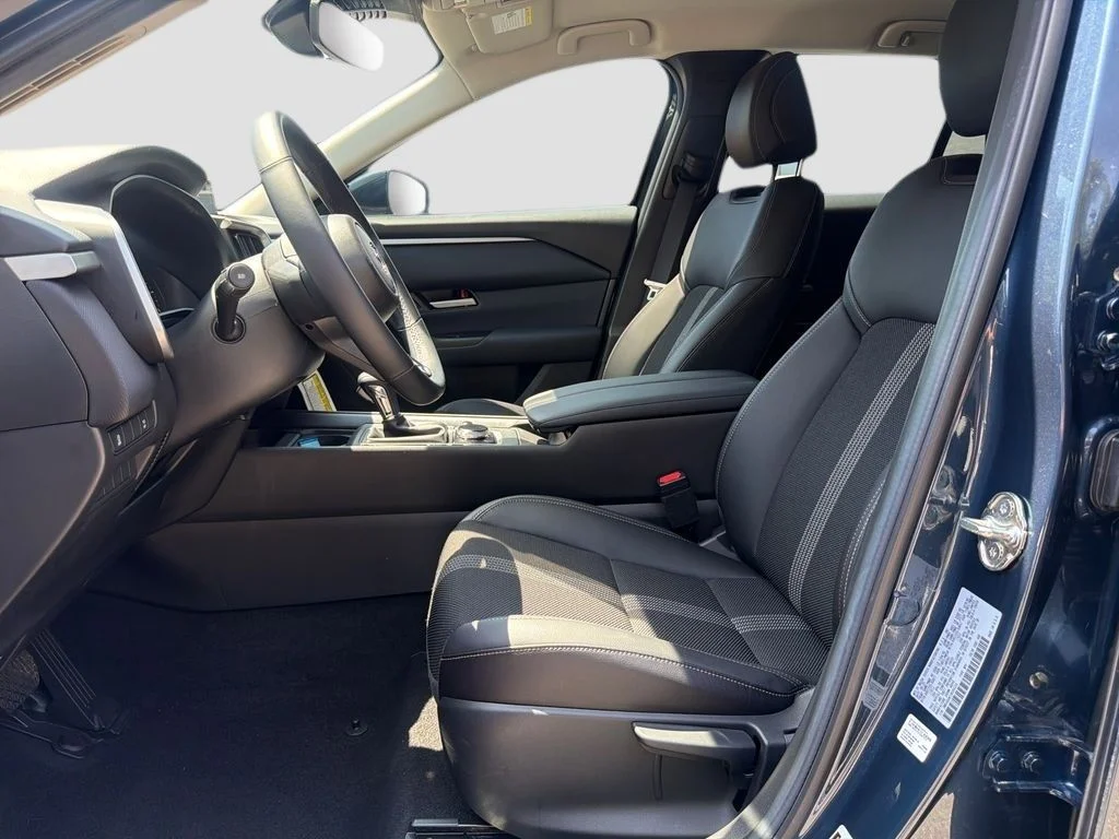 Certified Used 2025 Blue Mazda 2.5 S Select Package image 9