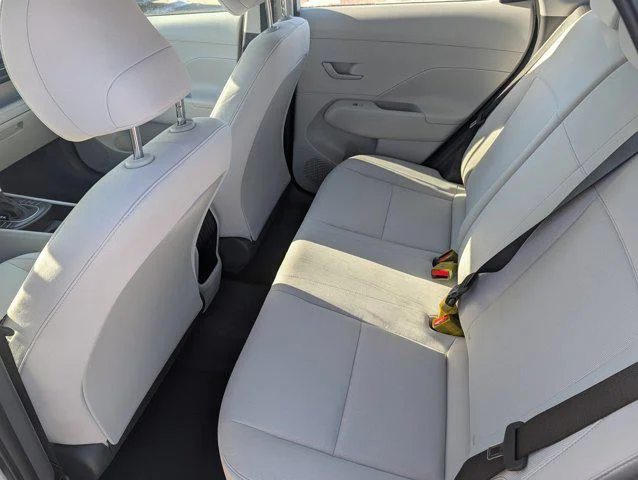 New 2026 Atlas White Hyundai SE AWD image 9