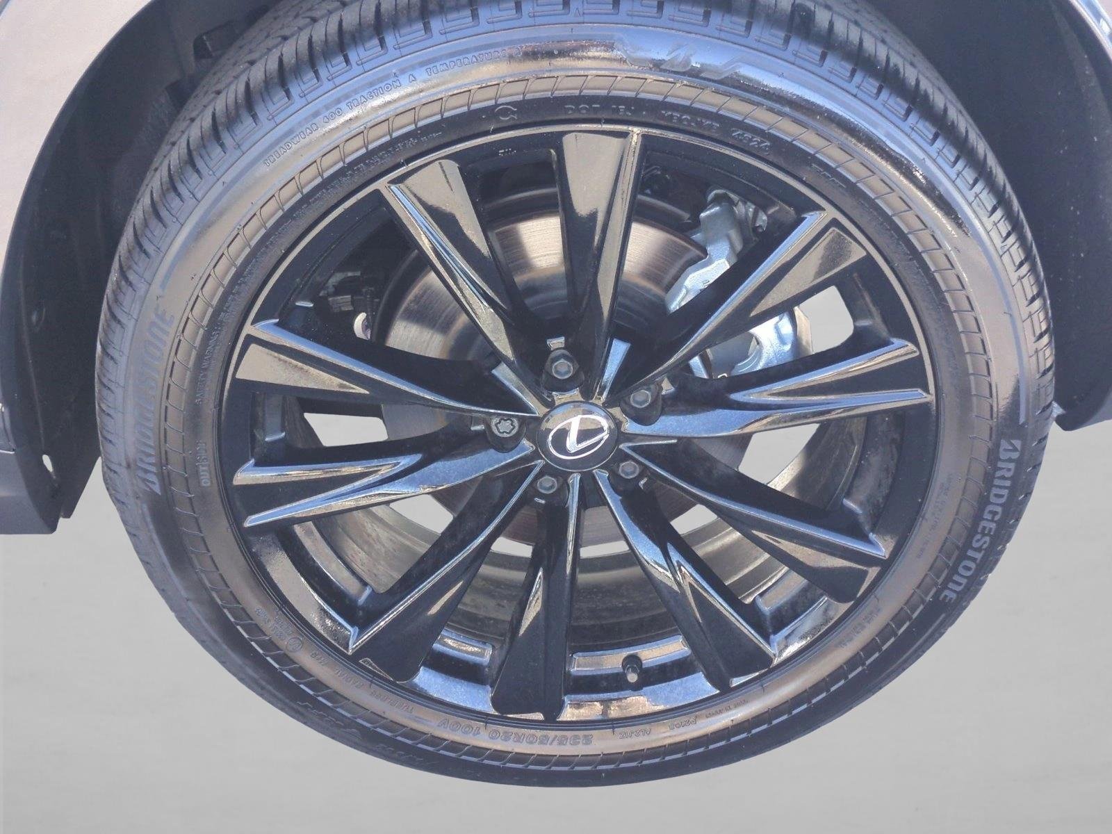 2025 Lexus NX - Photo 10