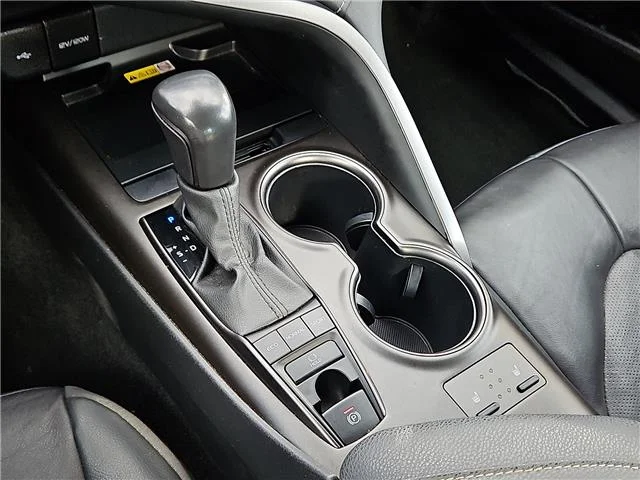 Used 2024 Wind Chill Pearl Toyota XSE Front-Wheel Drive image 12