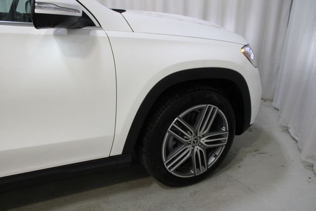 New 2026 Polar White Mercedes-Benz GLS 450 image 38