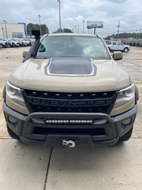 Used 2022  Chevrolet ZR2 image 2