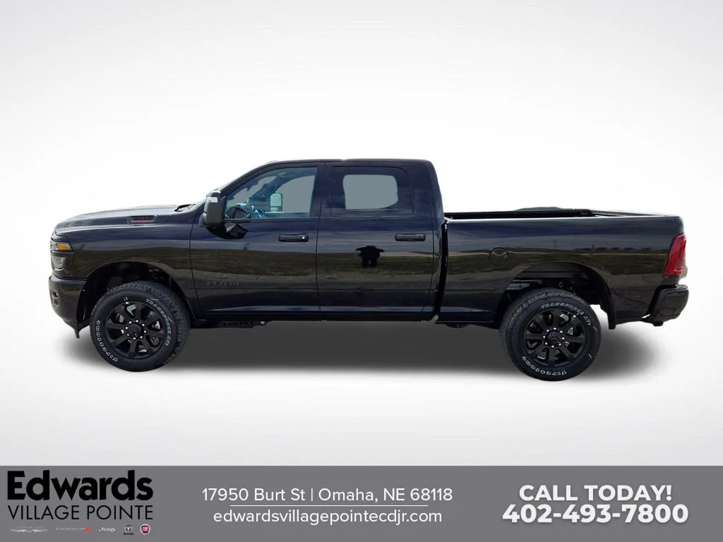 New 2026 Diamond Black Crystal Pearl-Coat Exterior Paint RAM Big Horn image 6