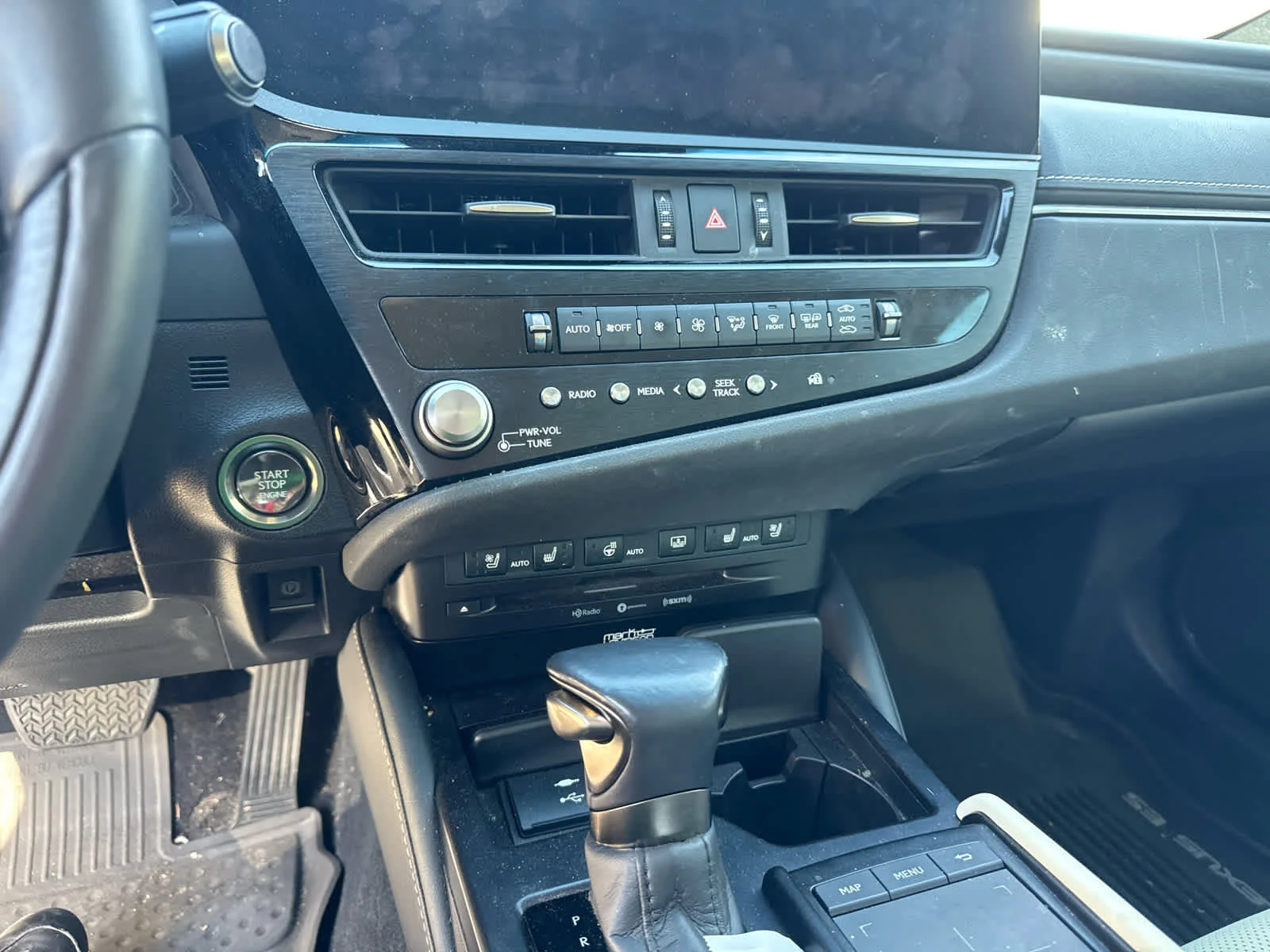 Used 2022 Caviar Lexus Ultra Luxury image 13