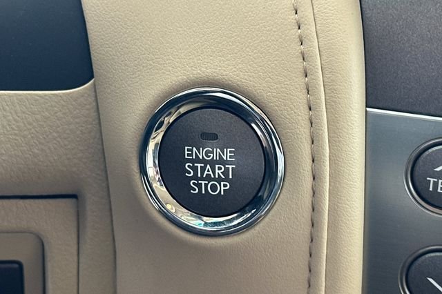 Used 2011 White Lexus 570 image 28