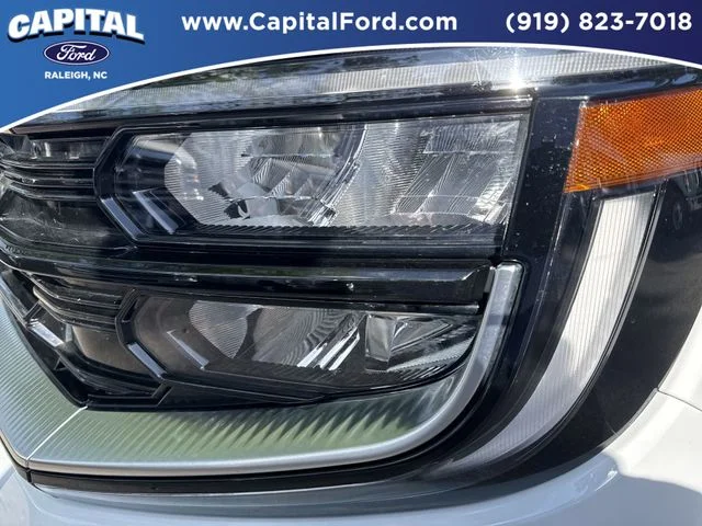 Used 2025 White Ford Platinum image 11