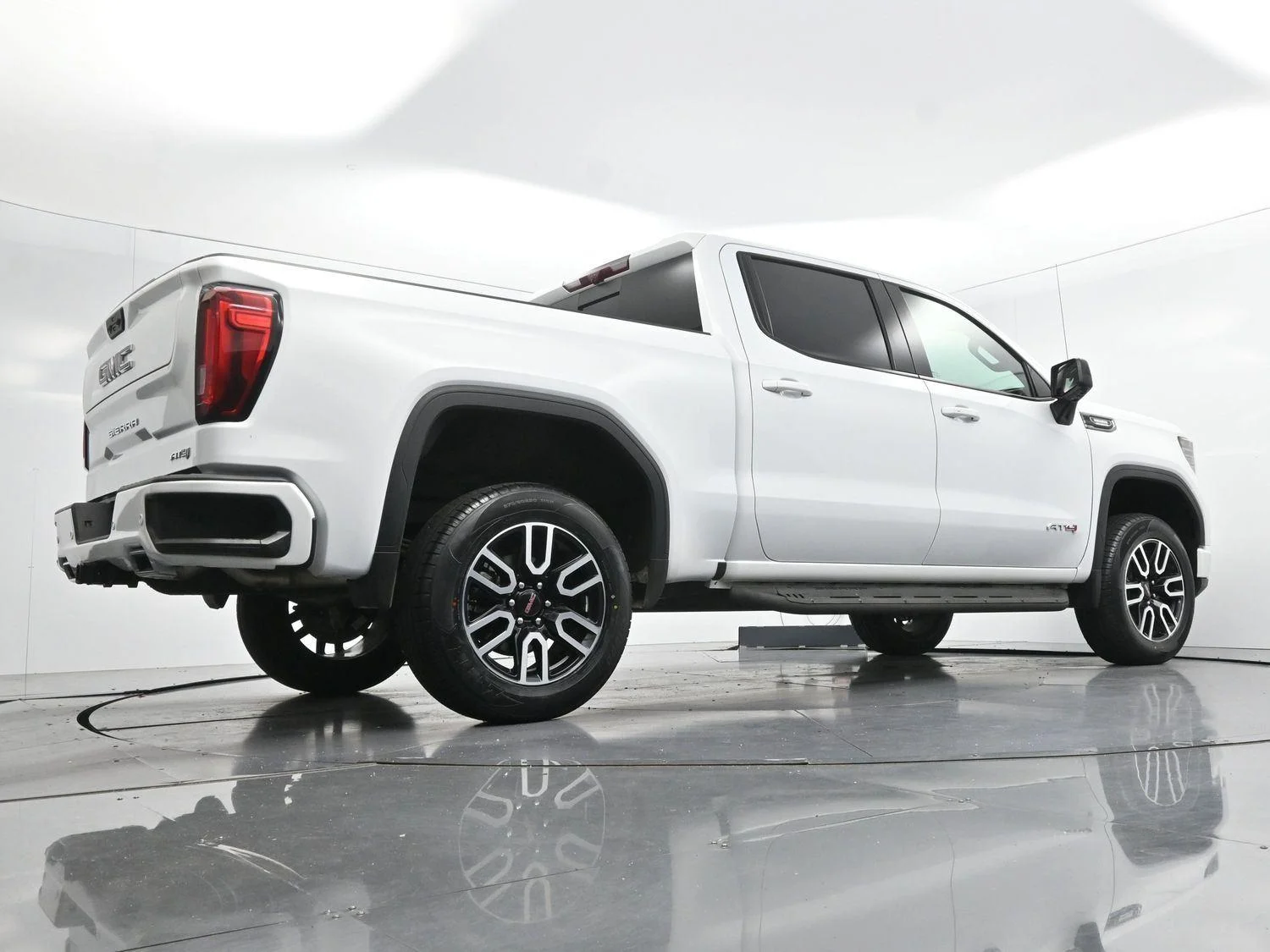 Used 2025 Summit White GMC AT4 image 52