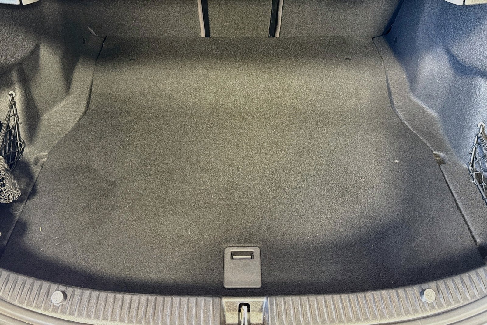 Used 2020 Iridium Silver Metallic Mercedes-Benz C 300 image 25
