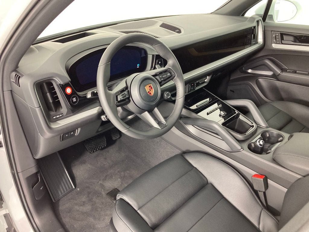 2026 Porsche Cayenne Base - Photo 4