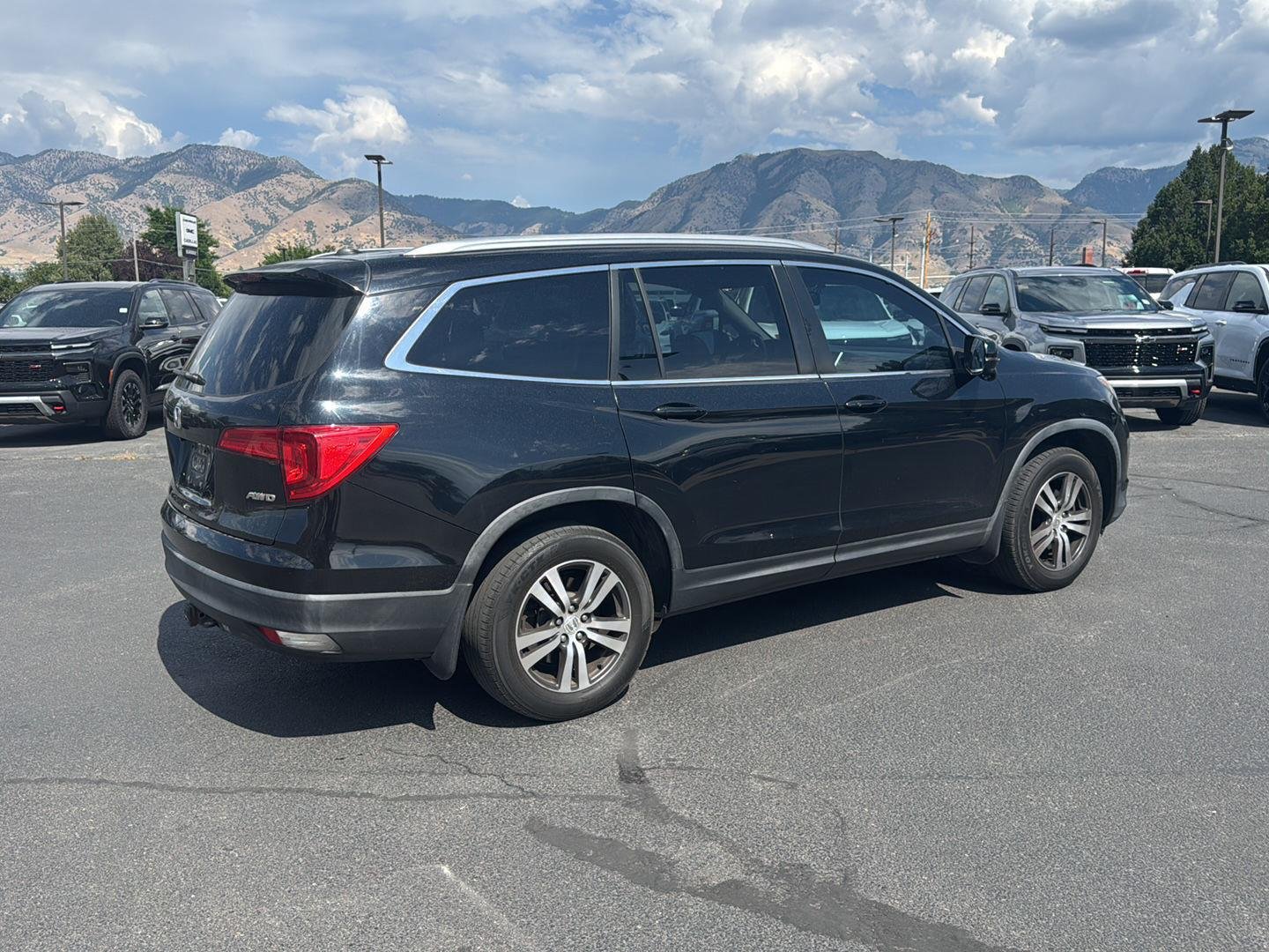 2016 Honda Pilot EX-L - Photo 3