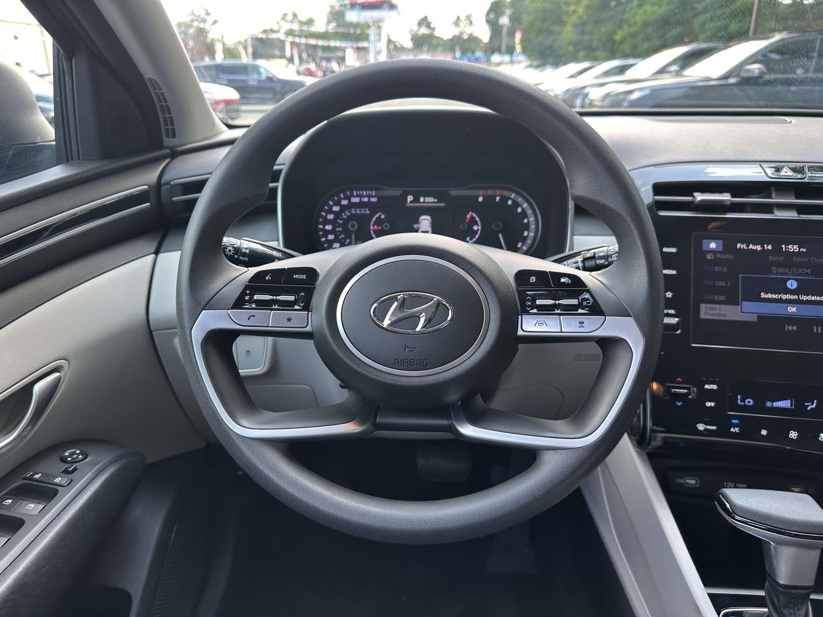 Used 2024 Black Hyundai SEL image 21