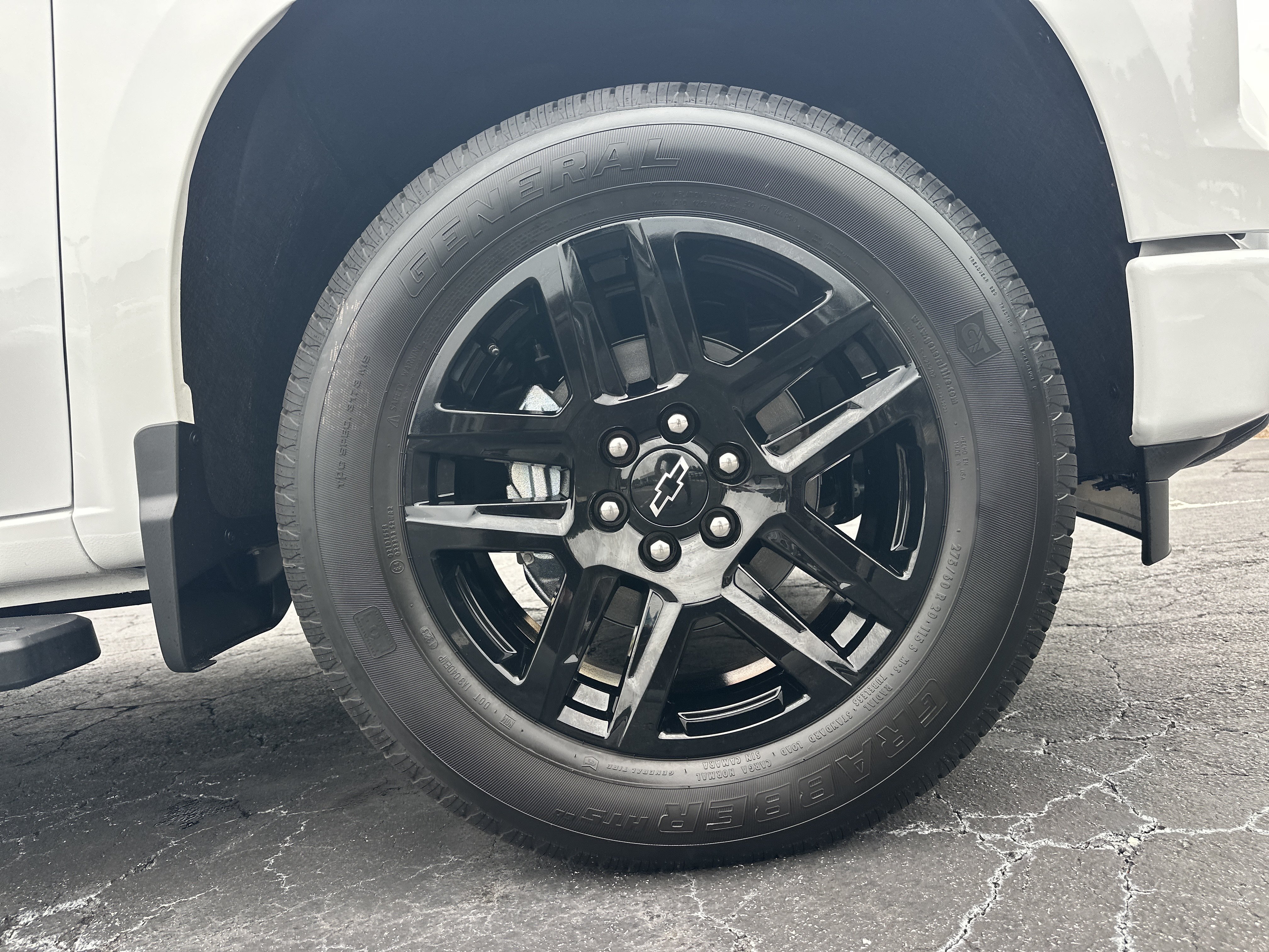 2026 Chevrolet Silverado 1500 RST - Photo 13