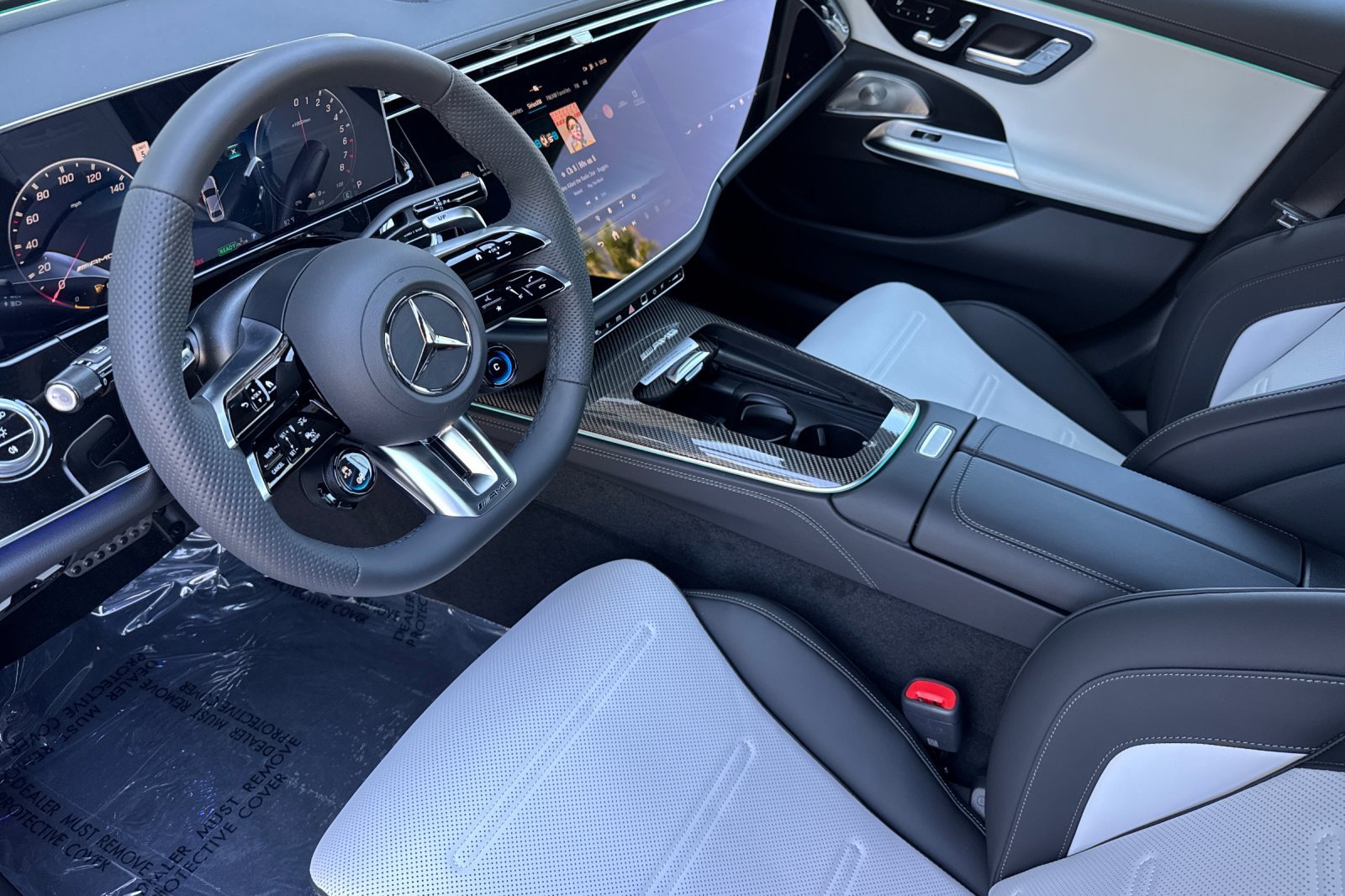 New 2027 MANUFAKTUR Alpine Grey Mercedes-Benz E 53 AMG® image 16