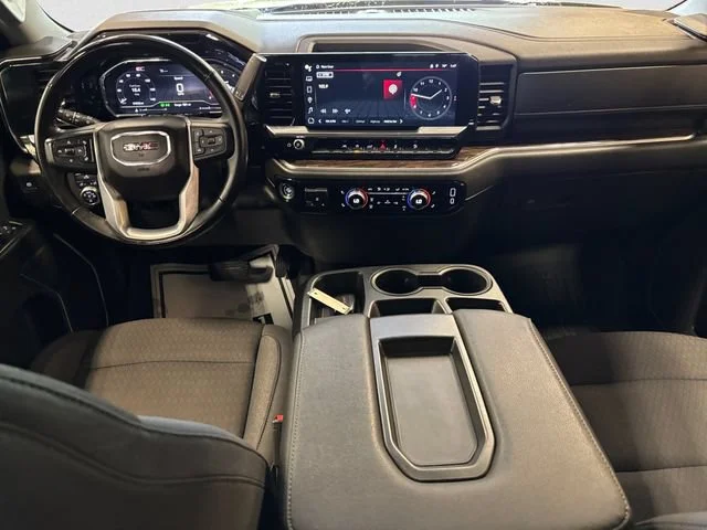 Used 2024 Summit White GMC Elevation image 11