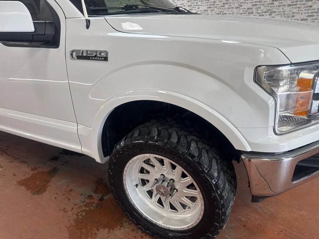 Used 2020 Oxford White Ford Lariat image 9