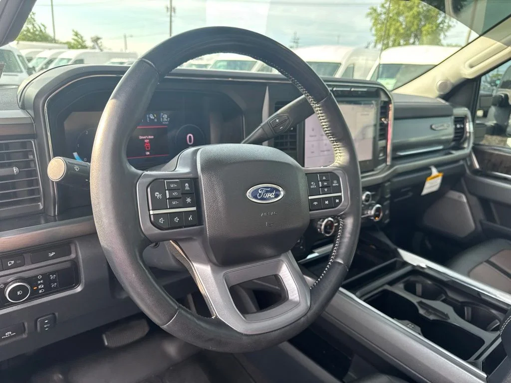 Used 2024 Silver Metallic Ford Lariat image 22