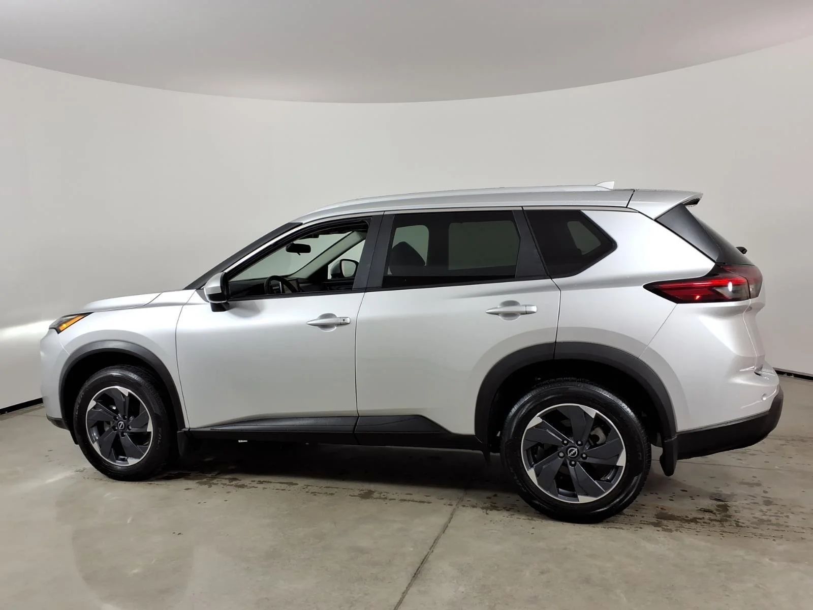 Used 2024 Brilliant Silver Metallic Nissan SV image 3