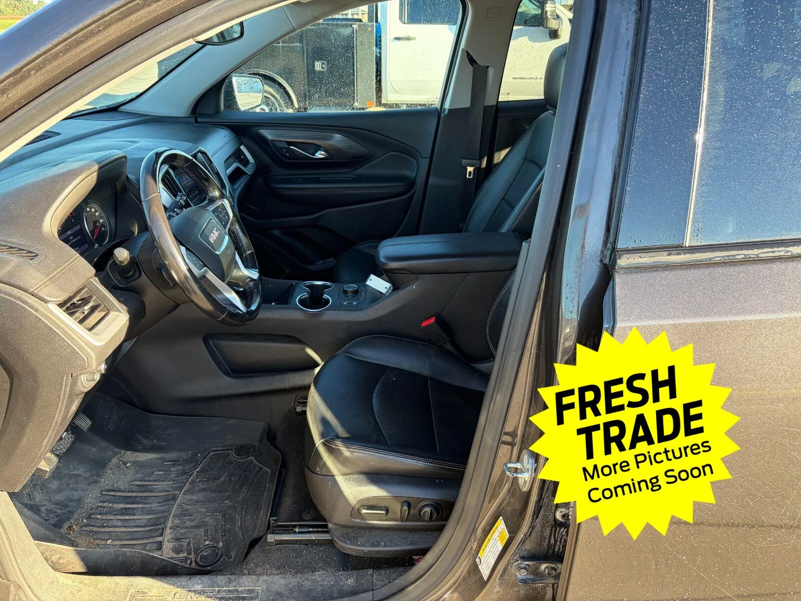 Used 2019 Graphite Gray Metallic GMC SLT image 8