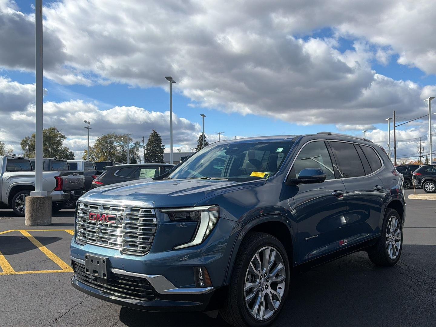 Used 2024 Downpour Metallic GMC AWD Denali image 7