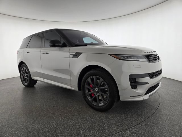 Used 2023 Gray Land Rover SE Dynamic image 14