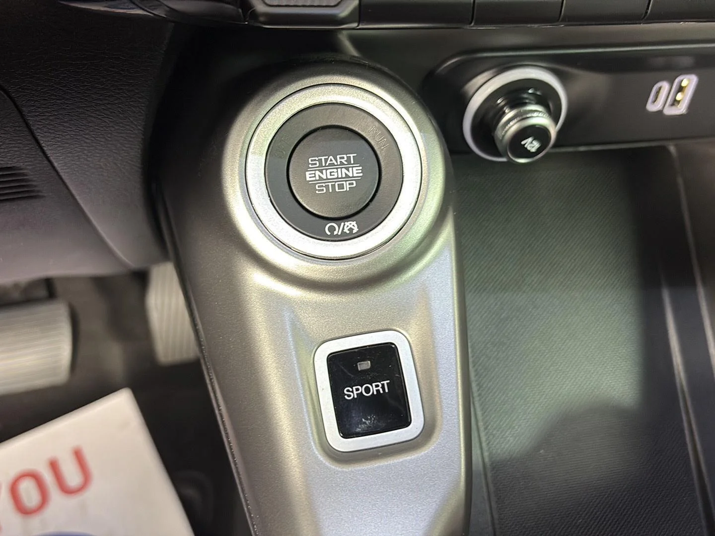 Used 2024 Acapulco Gold Dodge R/T image 33