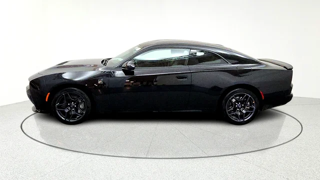 New 2026 Diamond Black Crystal Pearlcoat Dodge Scat Pack image 4