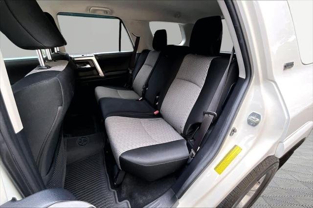 Certified Used 2024 ICE CAP Toyota  image 21