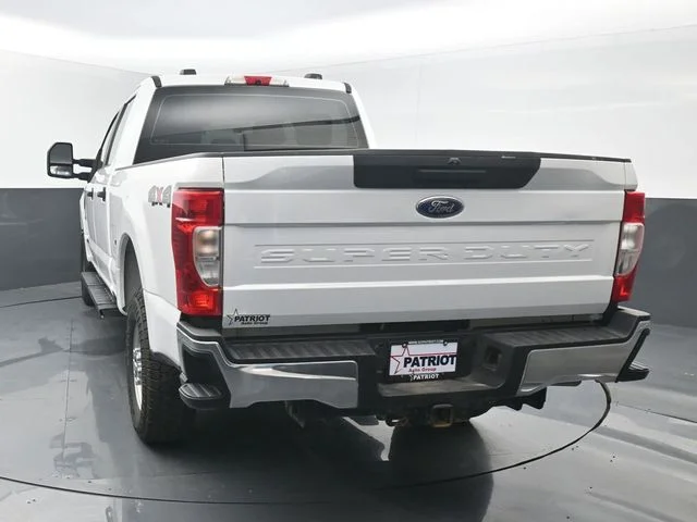 Used 2021 White Ford XLT image 4