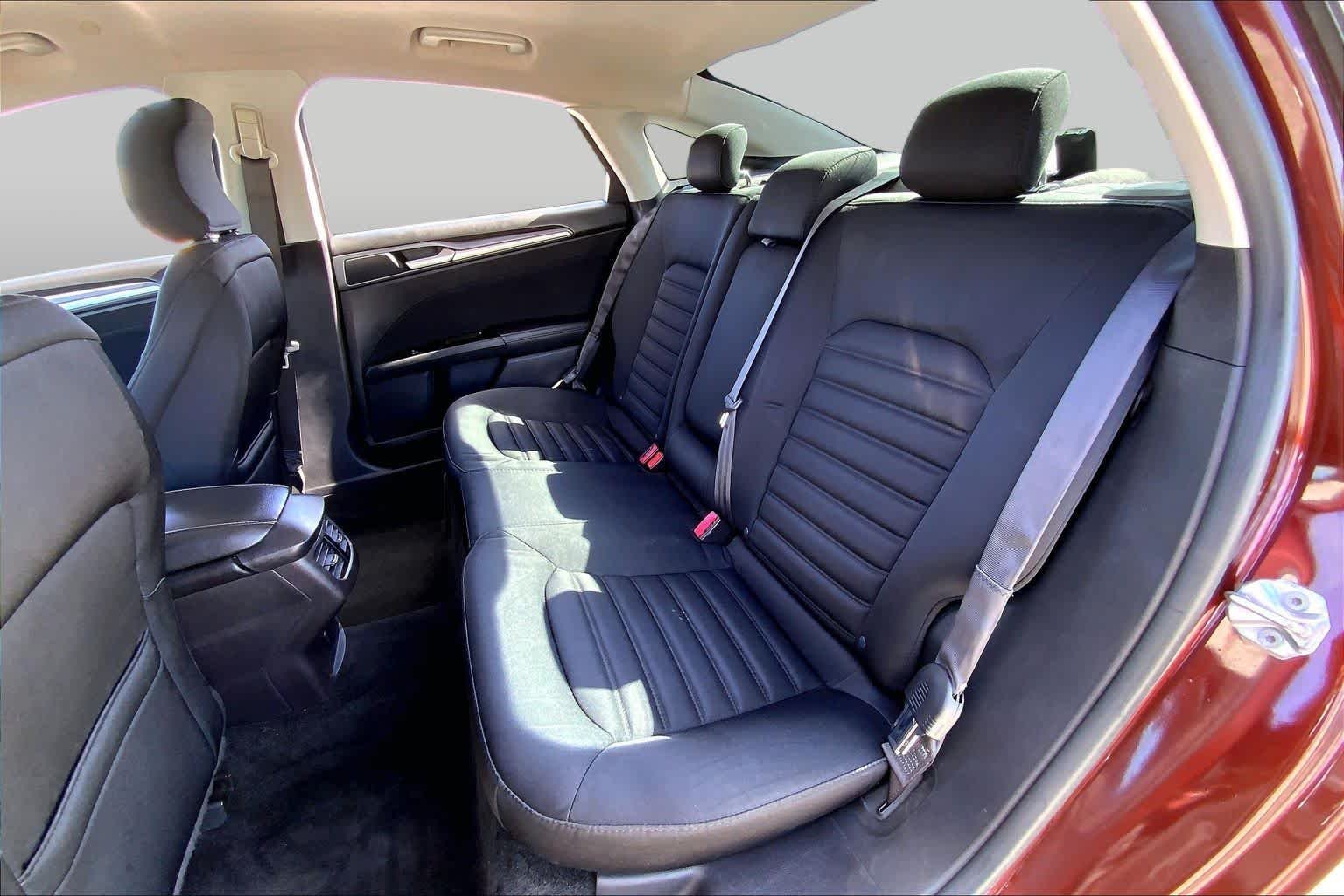 Used 2016 Bronze Fire Metallic Tinted Clearcoat Ford SE Hybrid image 20