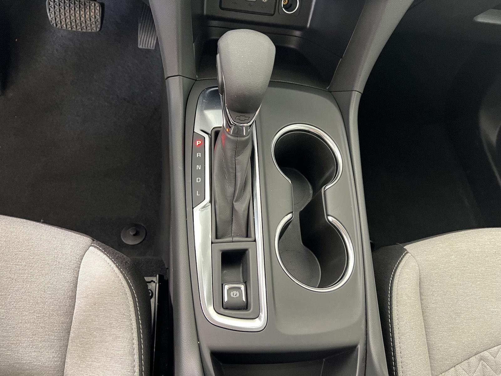 Used 2024 Summit White Chevrolet LS image 15