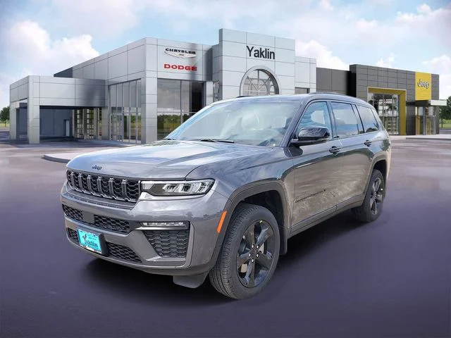 New 2026 Baltic Gray Metallic Clear-Coat Exterior Paint Jeep Limited image 2