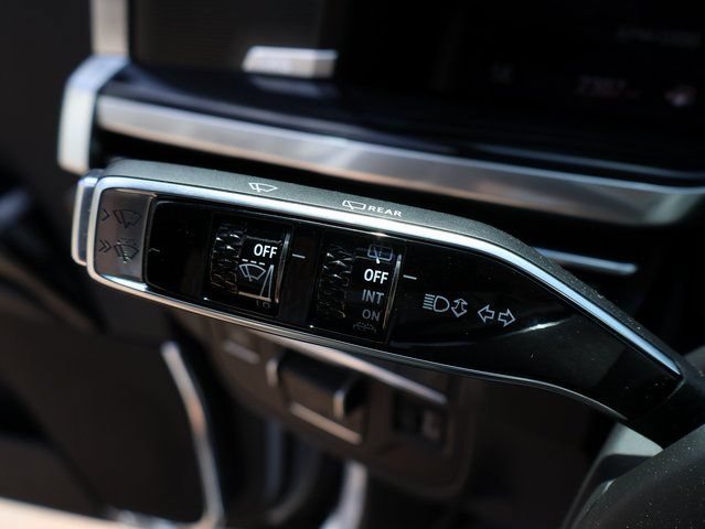 2026 Cadillac Escalade Sport - Photo 40