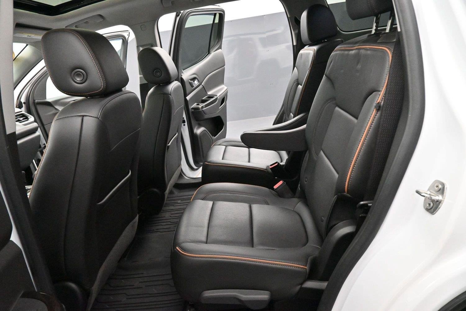 Used 2021 SUMMIT WHITE GMC AT4 image 33