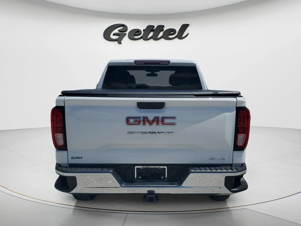 Used 2020 SUMMIT WHITE GMC SLE image 6