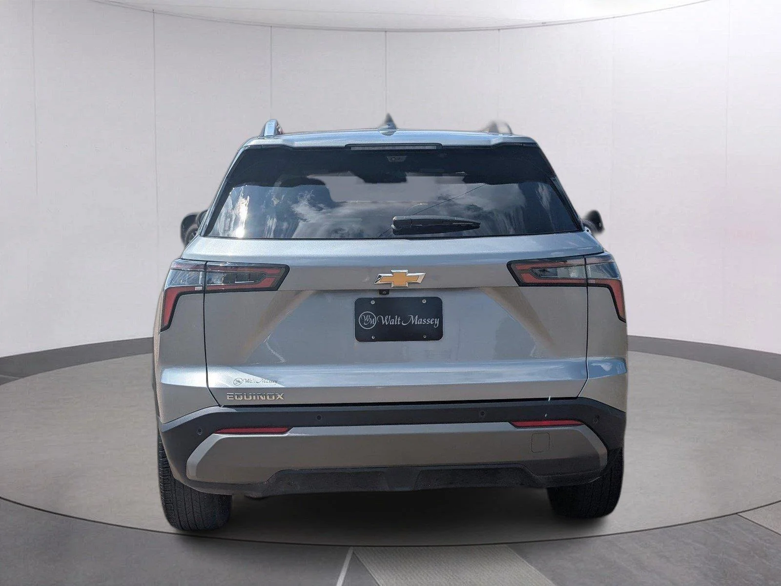 Used 2025 Sterling Gray Metallic Chevrolet LT image 4