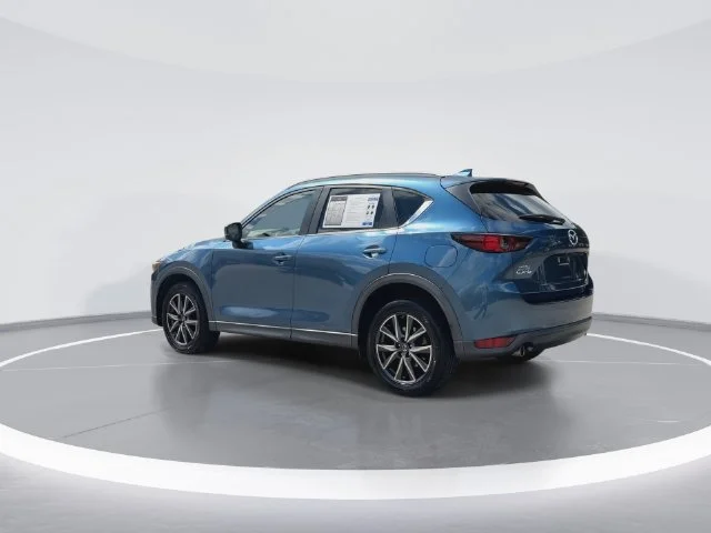 Used 2018 Blue Mazda Touring image 6