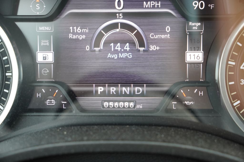 Used 2020 Diamond Black Crystal Pearlcoat Ram Laramie image 8