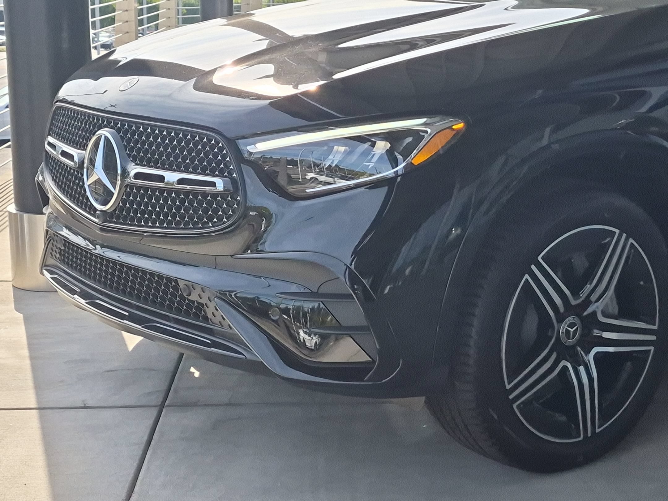 New 2026 Black Mercedes-Benz GLC 300 image 19