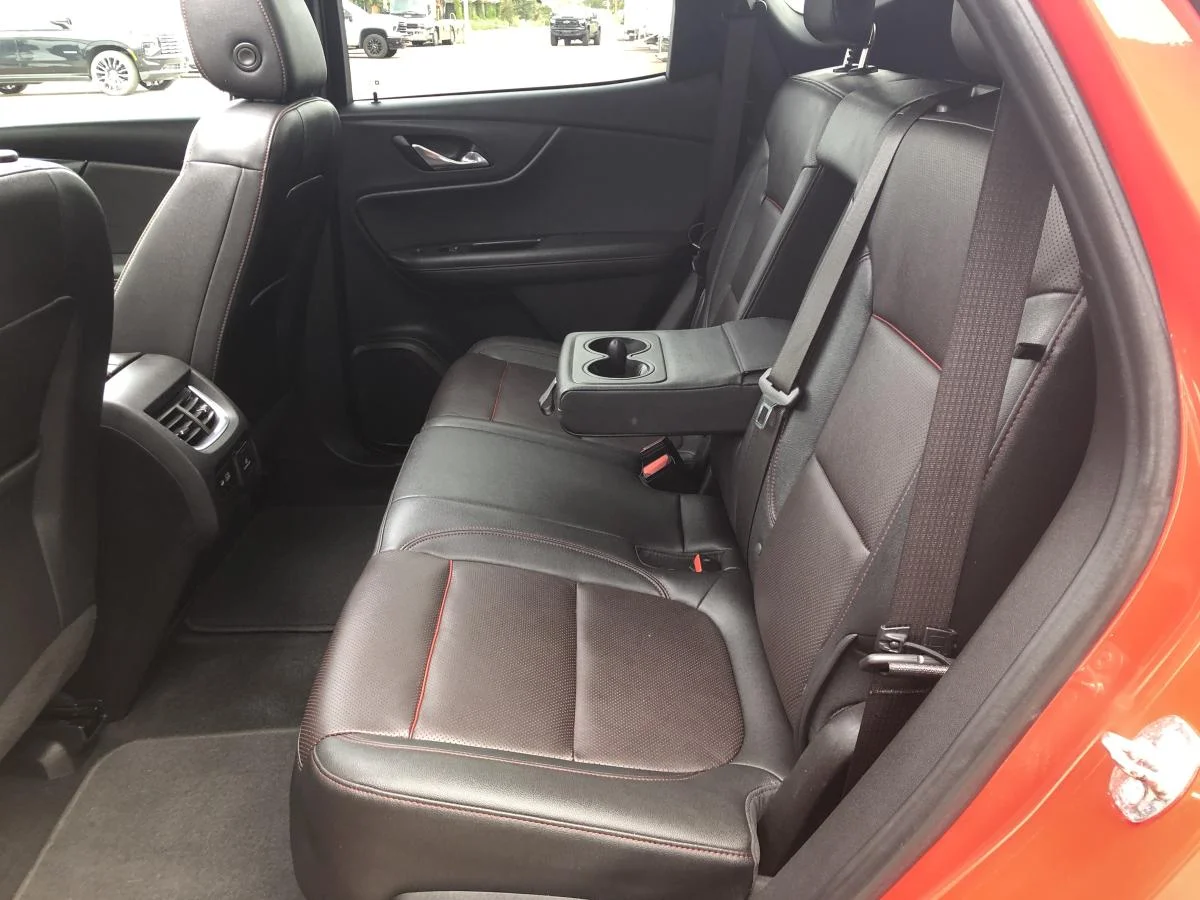 Used 2021 Red Chevrolet AWD 4dr RS image 18