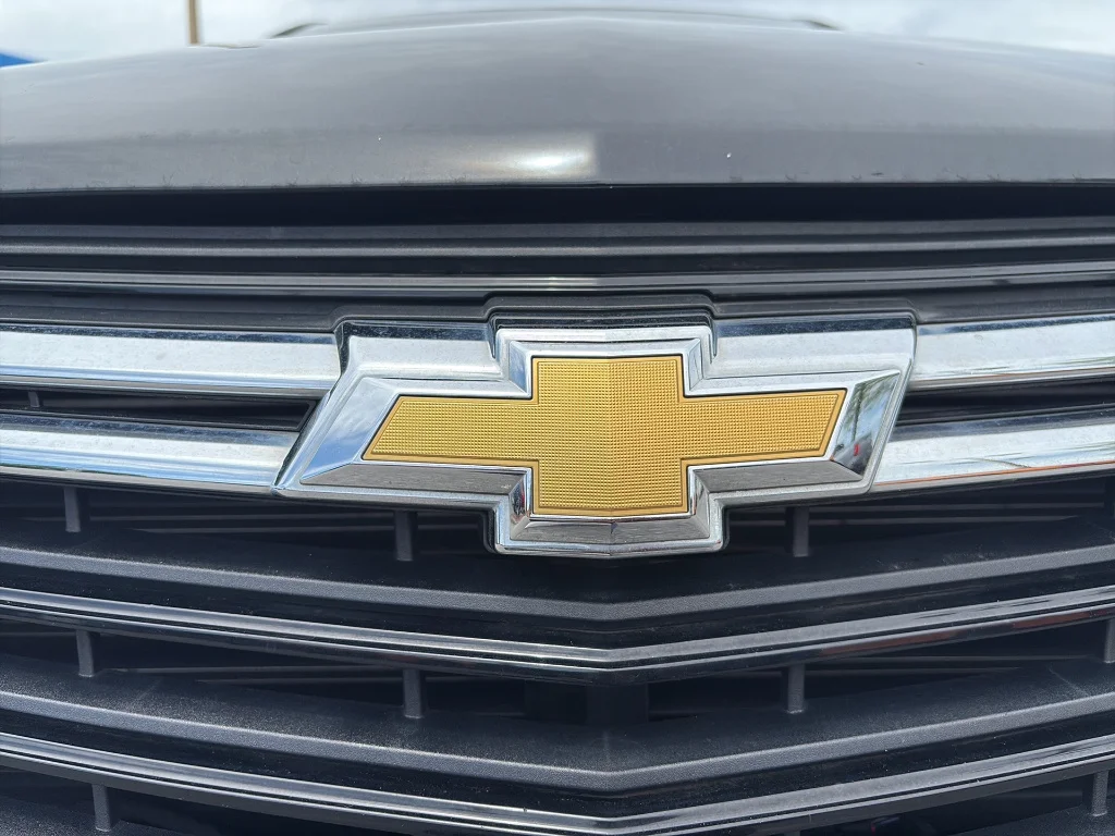 Used 2023 Mosaic Black Metallic Chevrolet LT image 11