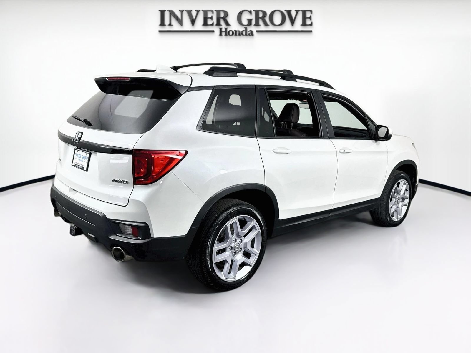Used 2025 Platinum White Pearl Honda AWD EX-L image 25