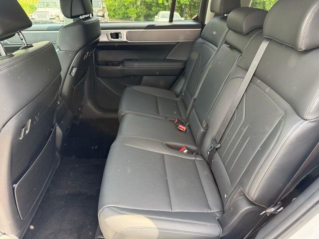 Used 2026 White Hyundai SEL image 27