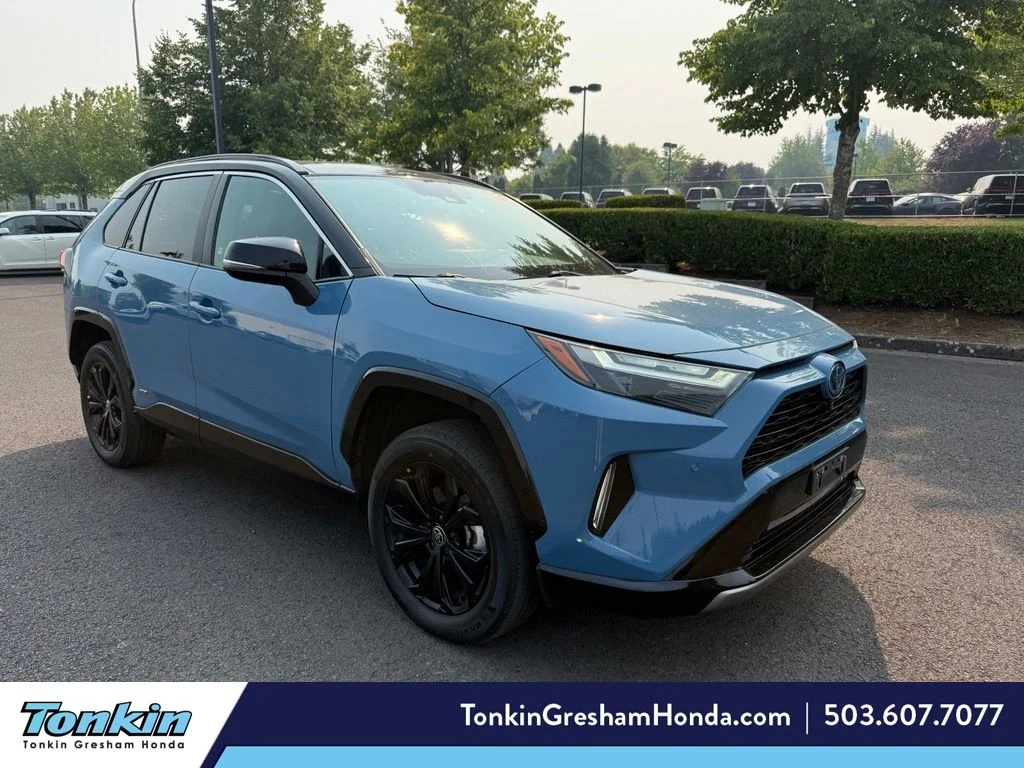 Used 2022 Midnight Black Metallic Toyota XSE image 1