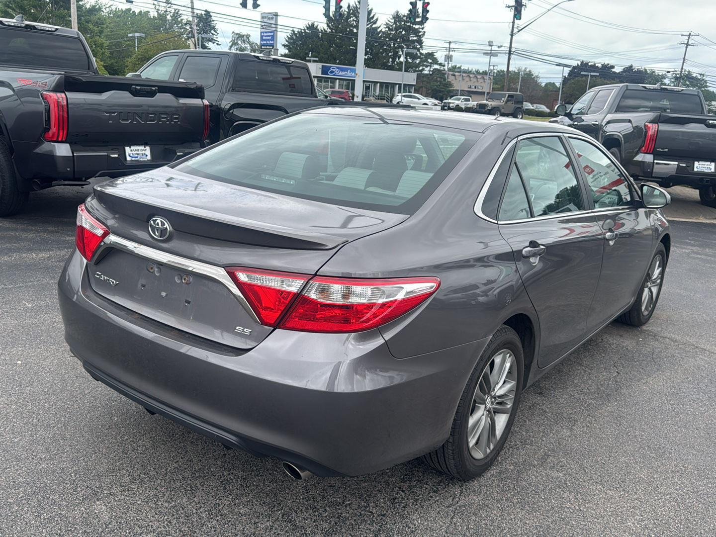 Used 2016 Predawn Gray Mica Toyota SE image 6
