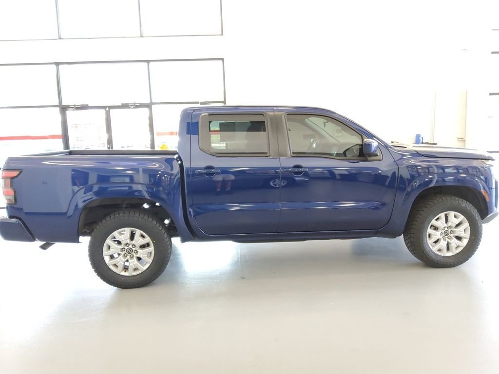 Used 2022 Blue Nissan SV image 24