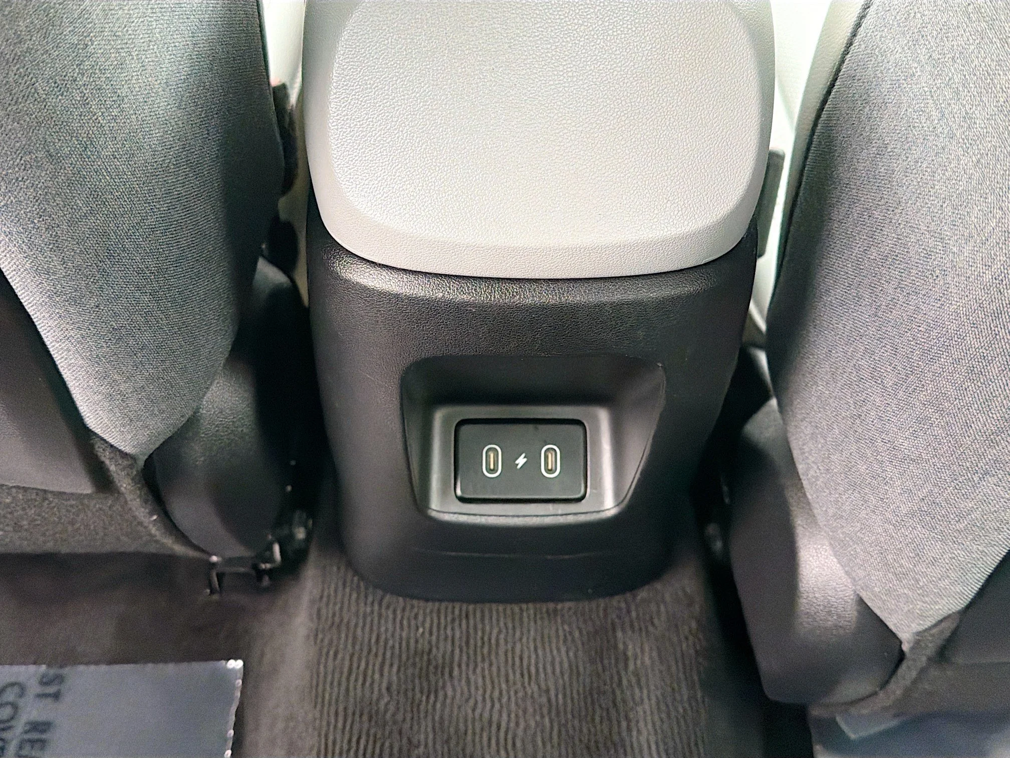 Used 2025 Intense Blue Hyundai Limited image 18